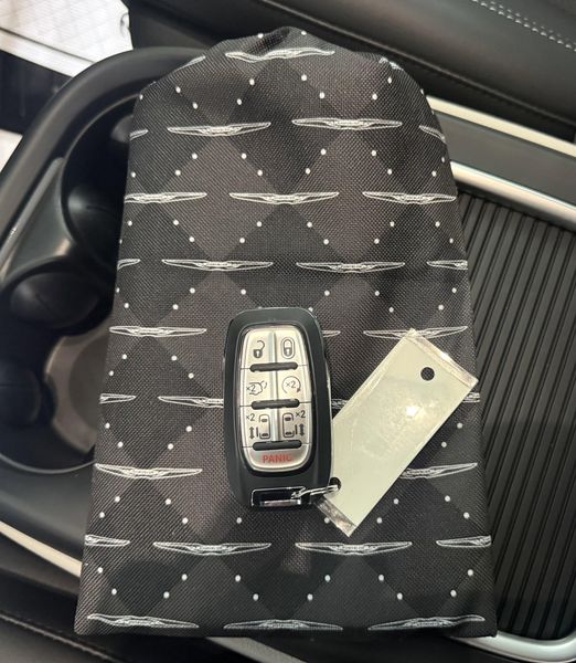 Used 2024 Chrysler Pacifica Touring LImage 20