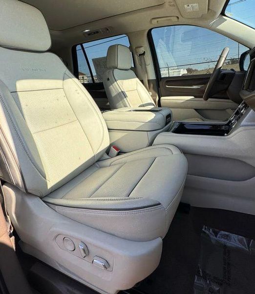 Used 2022 GMC Yukon DenaliImage 15