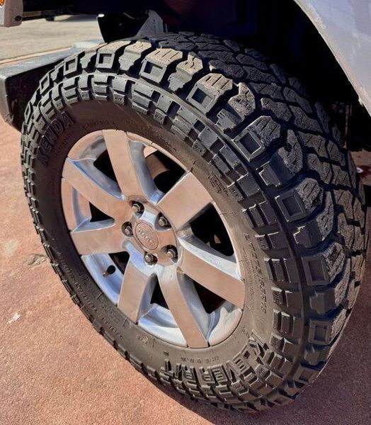 Used 2016 Jeep Wrangler Unlimited SaharaImage 16