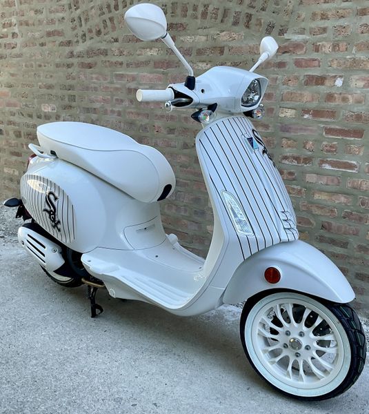 2024 Vespa Sprint Chicago White Sox  Image 2