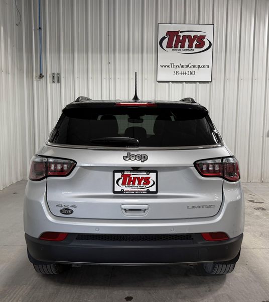 Used 2024 Jeep Compass LimitedImage 4