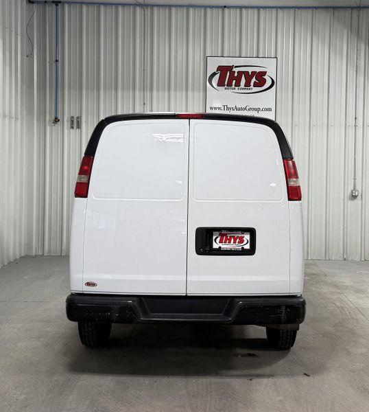 Used 2015 GMC Savana 2500 Image 4