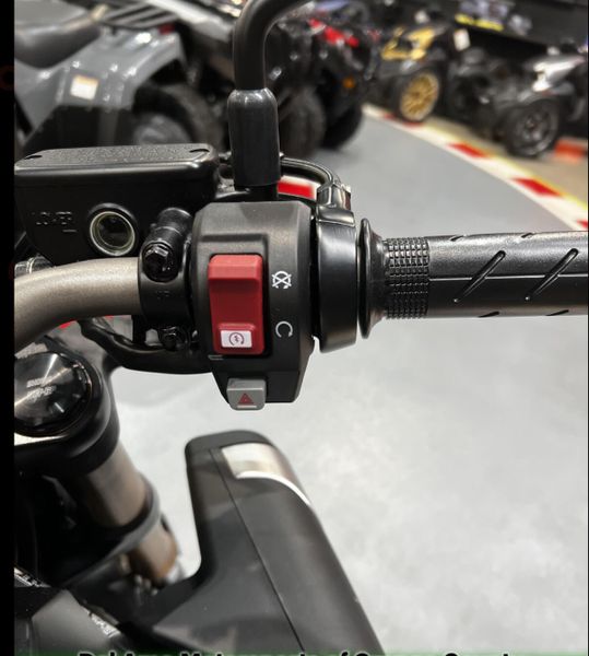 2025 Honda CB650R ABS Image 4