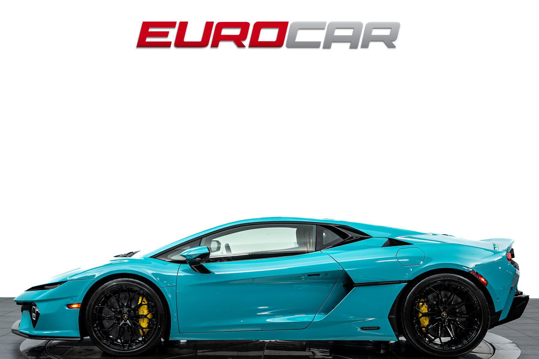2026 Lamborghini Temerario *ONLY 55 MILES * PASSENGER DISPLAY*Image 2