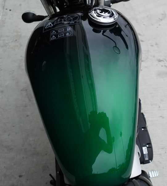2024 Triumph Speed Twin 900 Stealth Edition 