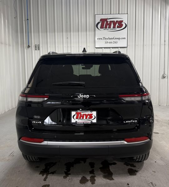 New 2026 Jeep Grand Cherokee Limited 4x4Image 4