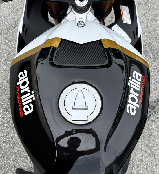 Used 2024 Aprilia TUONO V4 1100 FACTORY 