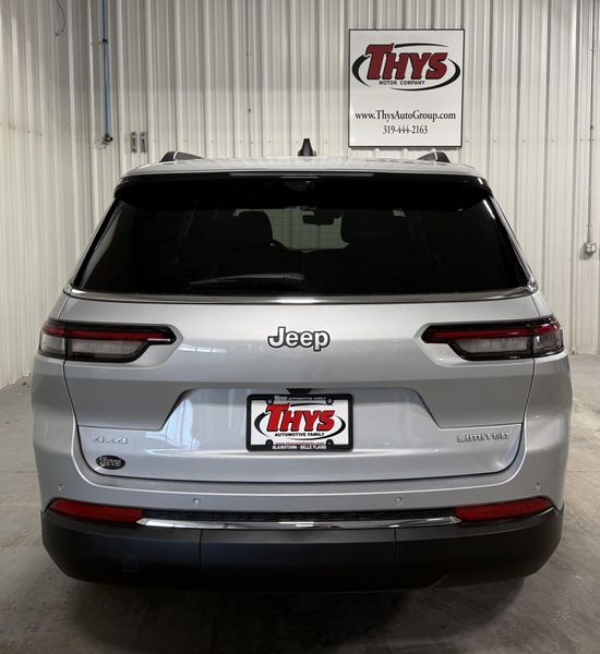 New 2025 Jeep Grand Cherokee L Limited 4x4Image 4