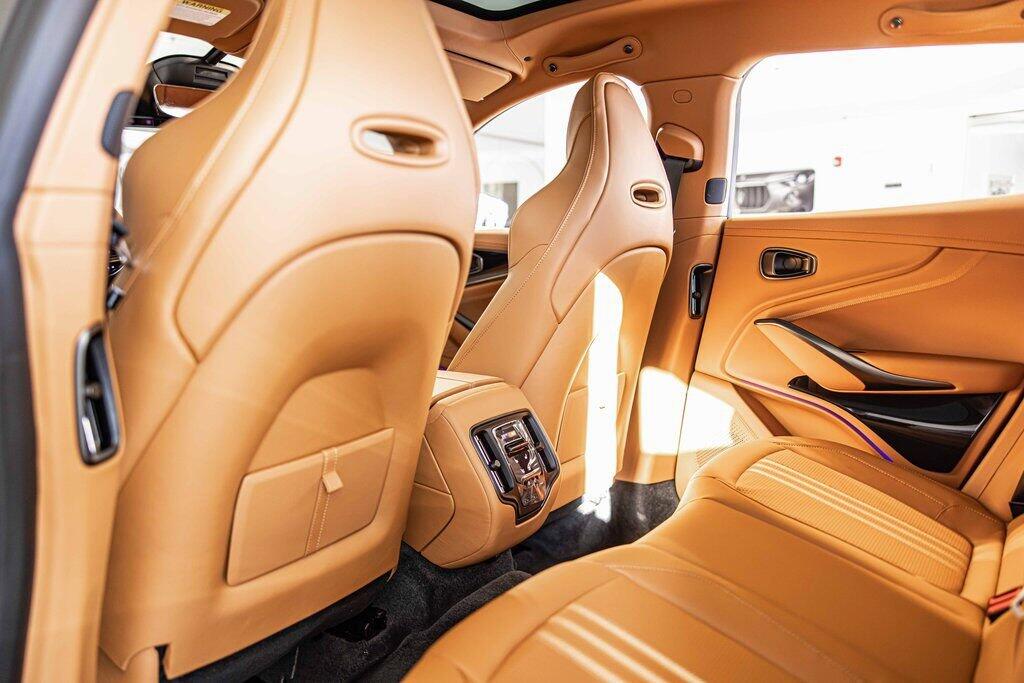 2026 Aston Martin DBX 707 - Photo 34
