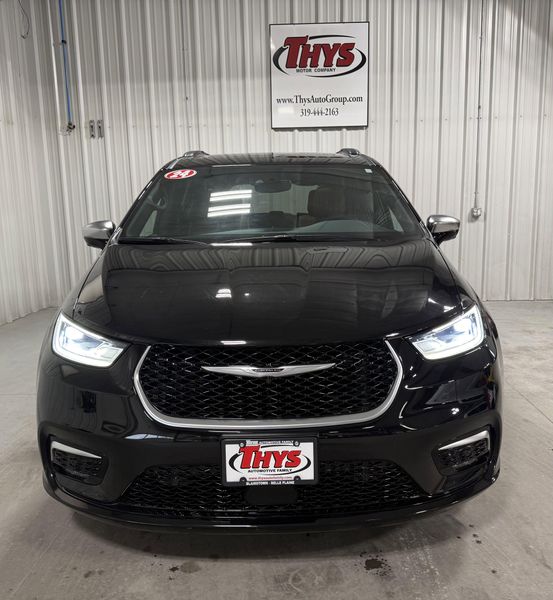 Used 2024 Chrysler Pacifica Hybrid PinnacleImage 15