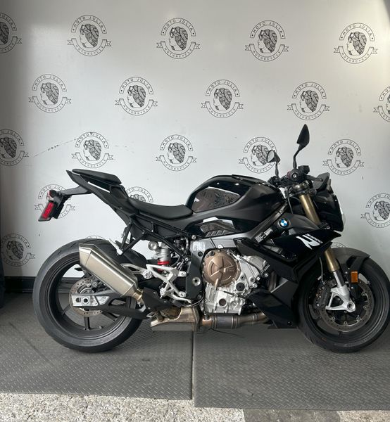 2024 BMW S 1000 R