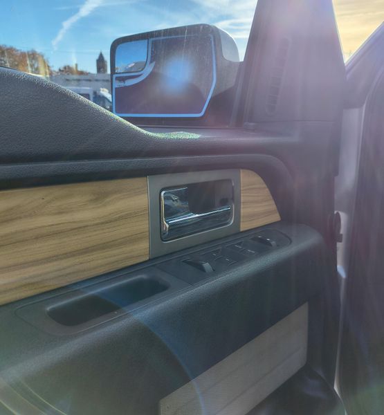 Used 2011 FORD F-150 LariatImage 13