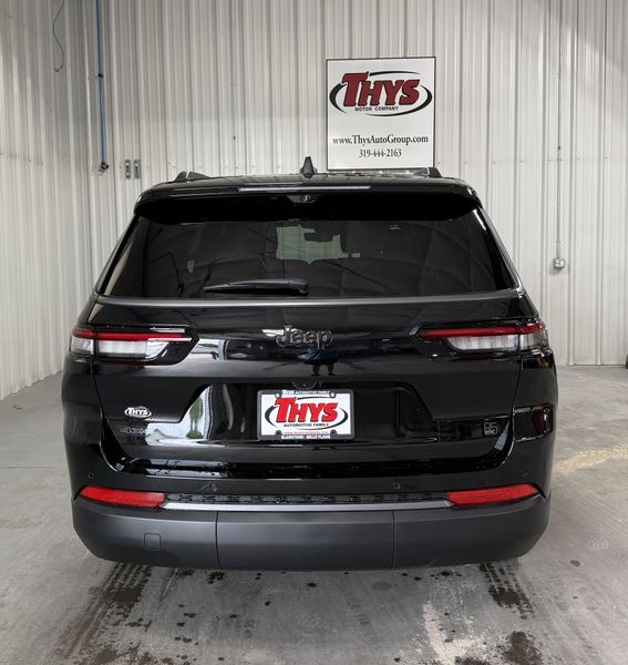 New 2026 Jeep Grand Cherokee L 85th Anniversary EditionImage 4