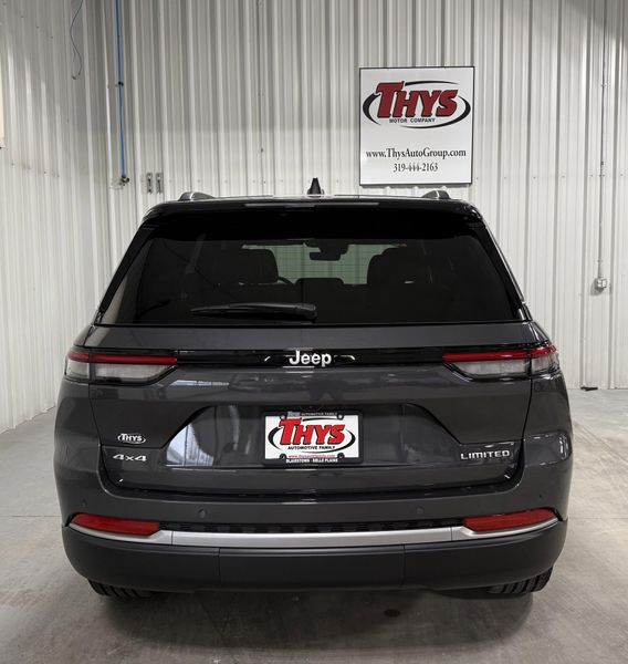 New 2026 Jeep Grand Cherokee Limited 4x4Image 4