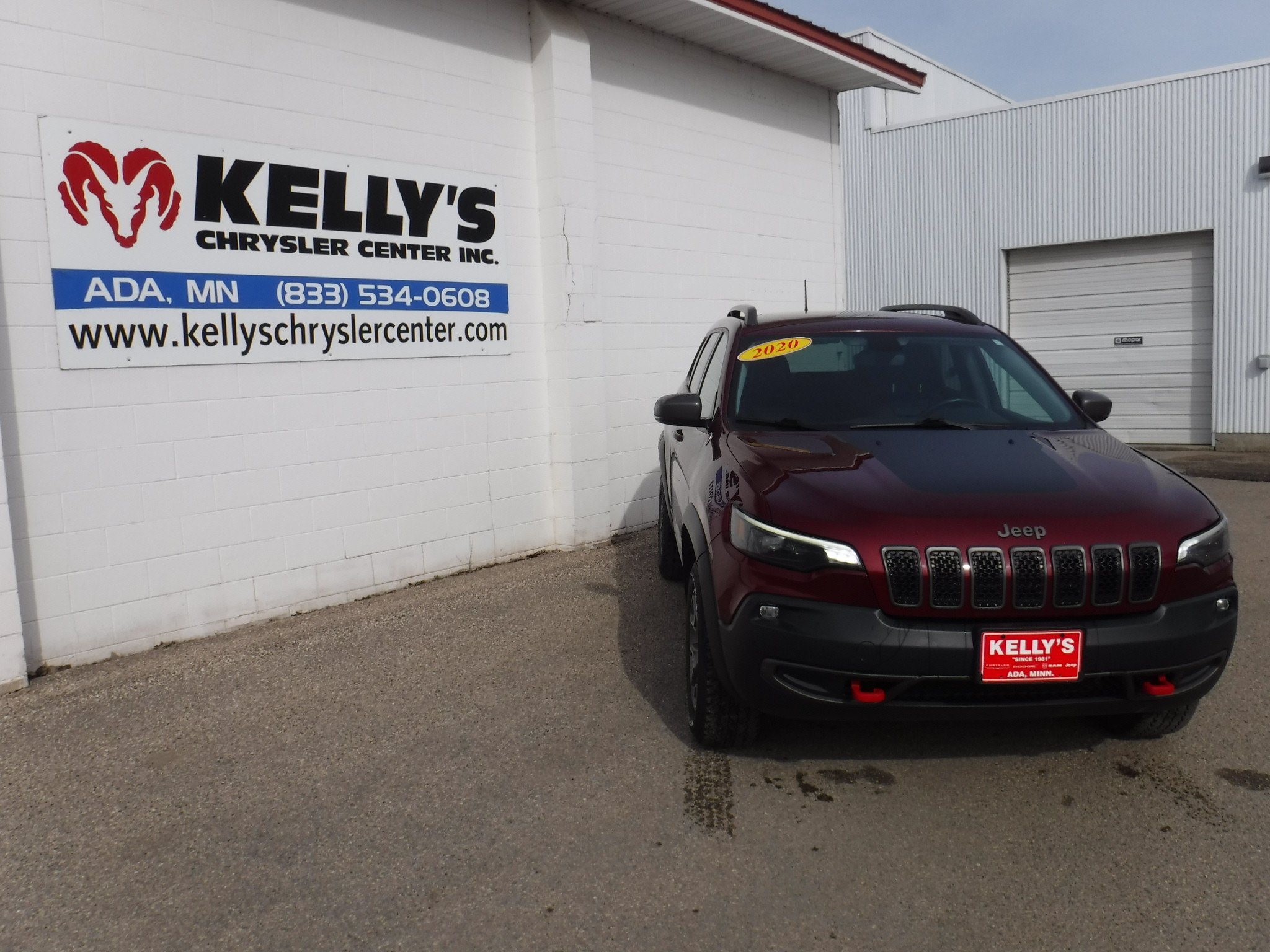 Used 2020 Jeep Cherokee Trailhawk with VIN 1C4PJMBX6LD578632 for sale in Ada, Minnesota