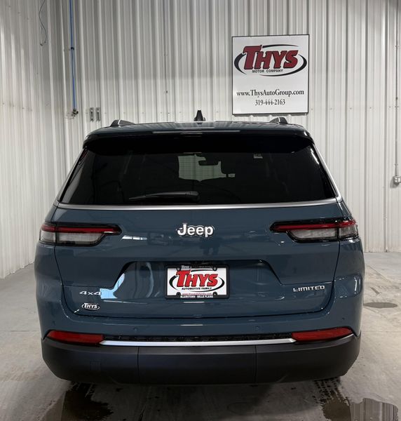 New 2026 Jeep Grand Cherokee L Limited 4x4Image 4