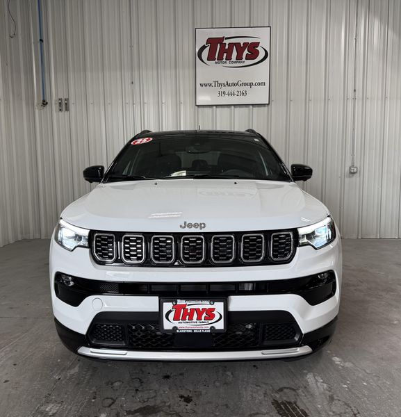 Used 2025 Jeep Compass LimitedImage 17
