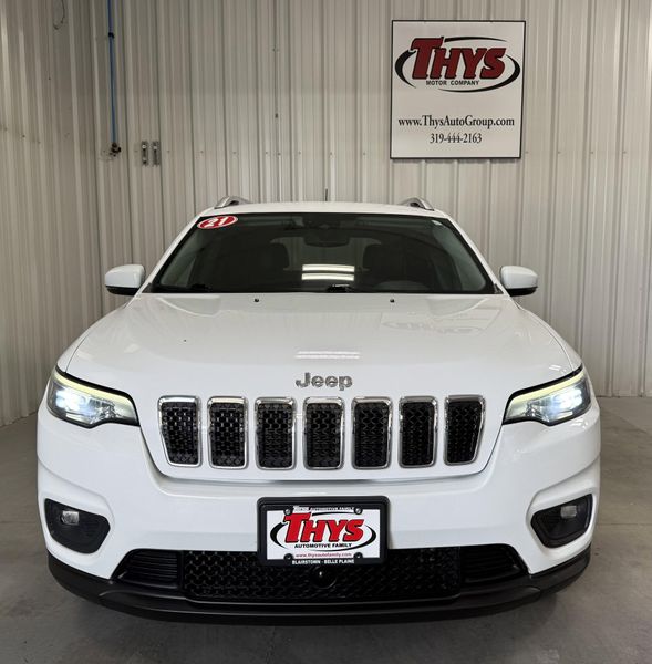 Used 2021 Jeep Cherokee Latitude PlusImage 19