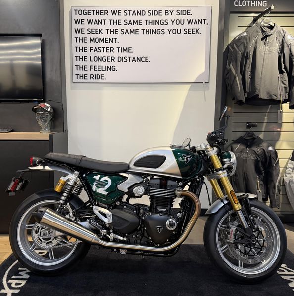 New 2027 Triumph Speed Twin 1200 Cafe Racer 
