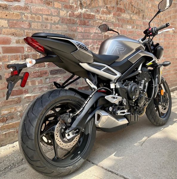 2024 Triumph Street Triple 765 RSImage 3