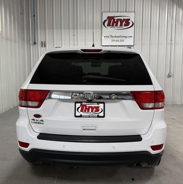 Used 2013 Jeep Grand Cherokee LaredoImage 4