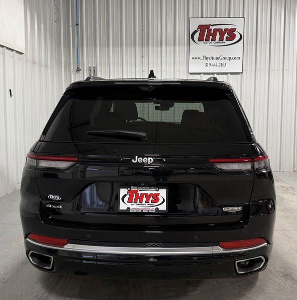 2024 Jeep Grand Cherokee Summit Reserve photo 4