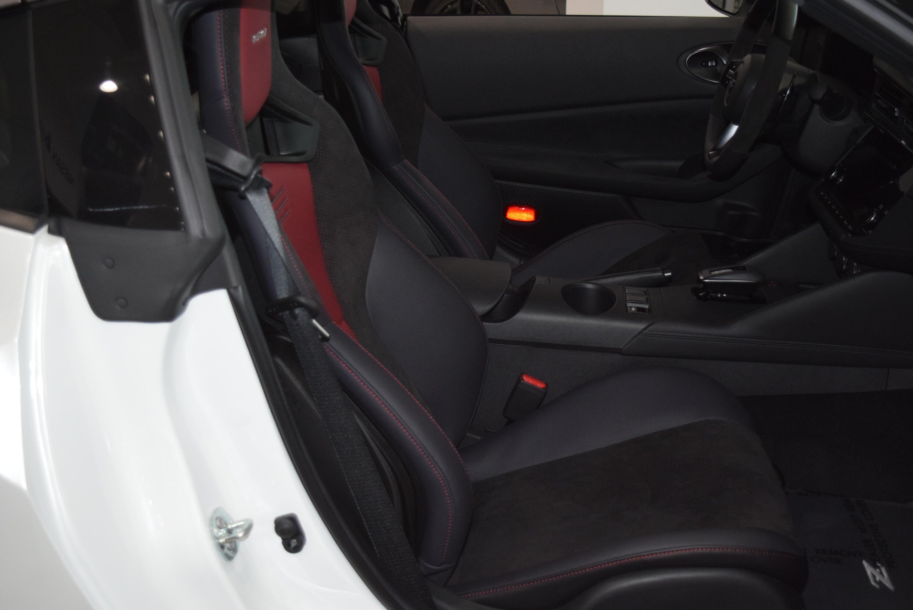 2024 Nissan Z NISMO - Photo 18