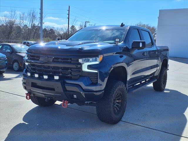 Used 2022 Chevrolet Silverado 1500 LT Trail Boss with VIN 3GCUDFED7NG597610 for sale in Spring, TX