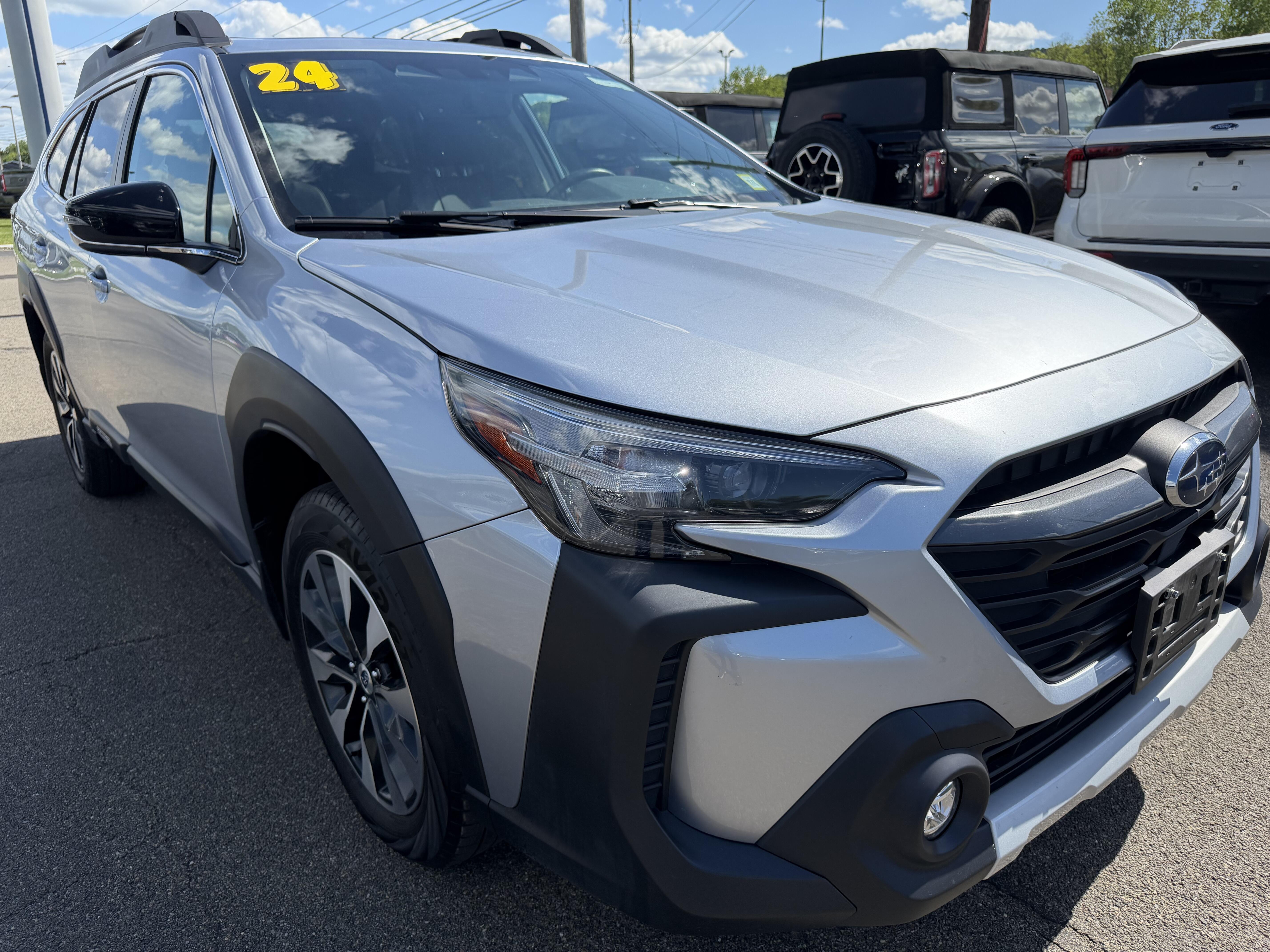 2024 Subaru Outback Limited's photo