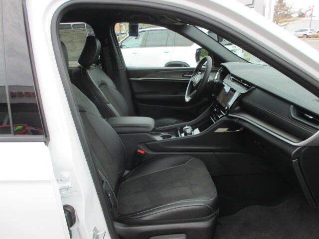 2026 Jeep Grand Cherokee Laredo - Photo 24