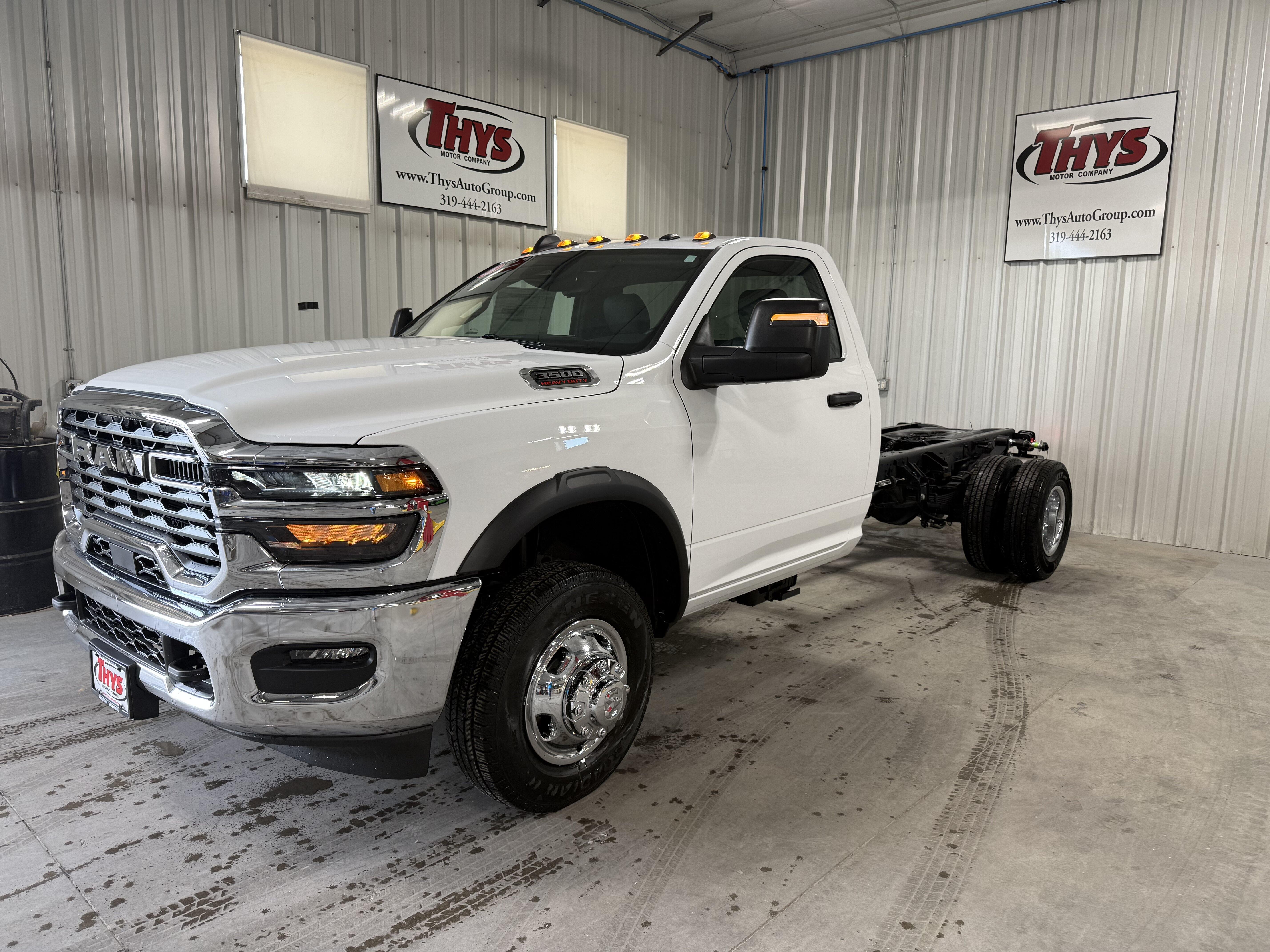 2026 RAM 3500 Chassis Tradesman - Photo 10