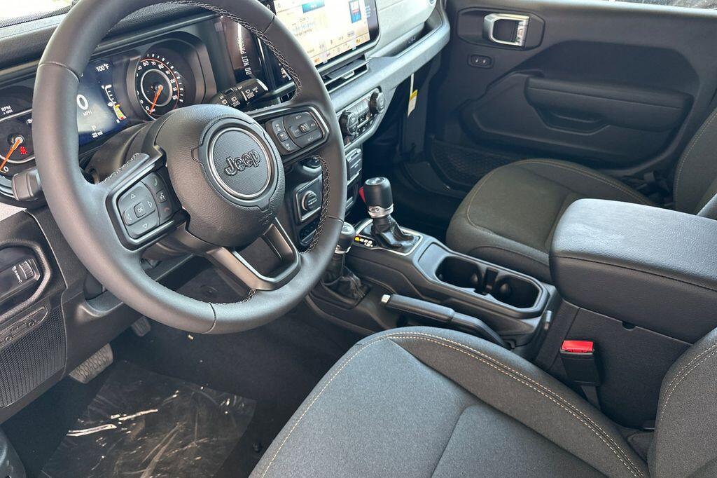 2025 Jeep Wrangler 4-Door Sport S - Photo 10