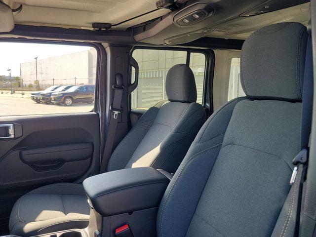2026 Jeep Wrangler 4-Door Willys - Photo 14