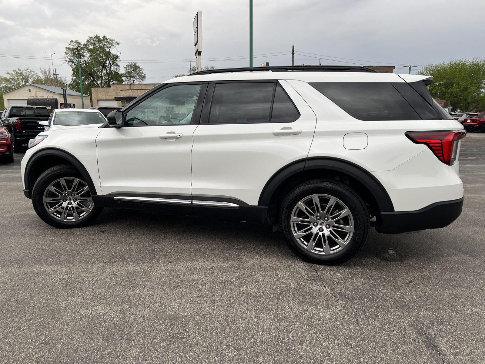 2025 Ford Explorer Active - Photo 10