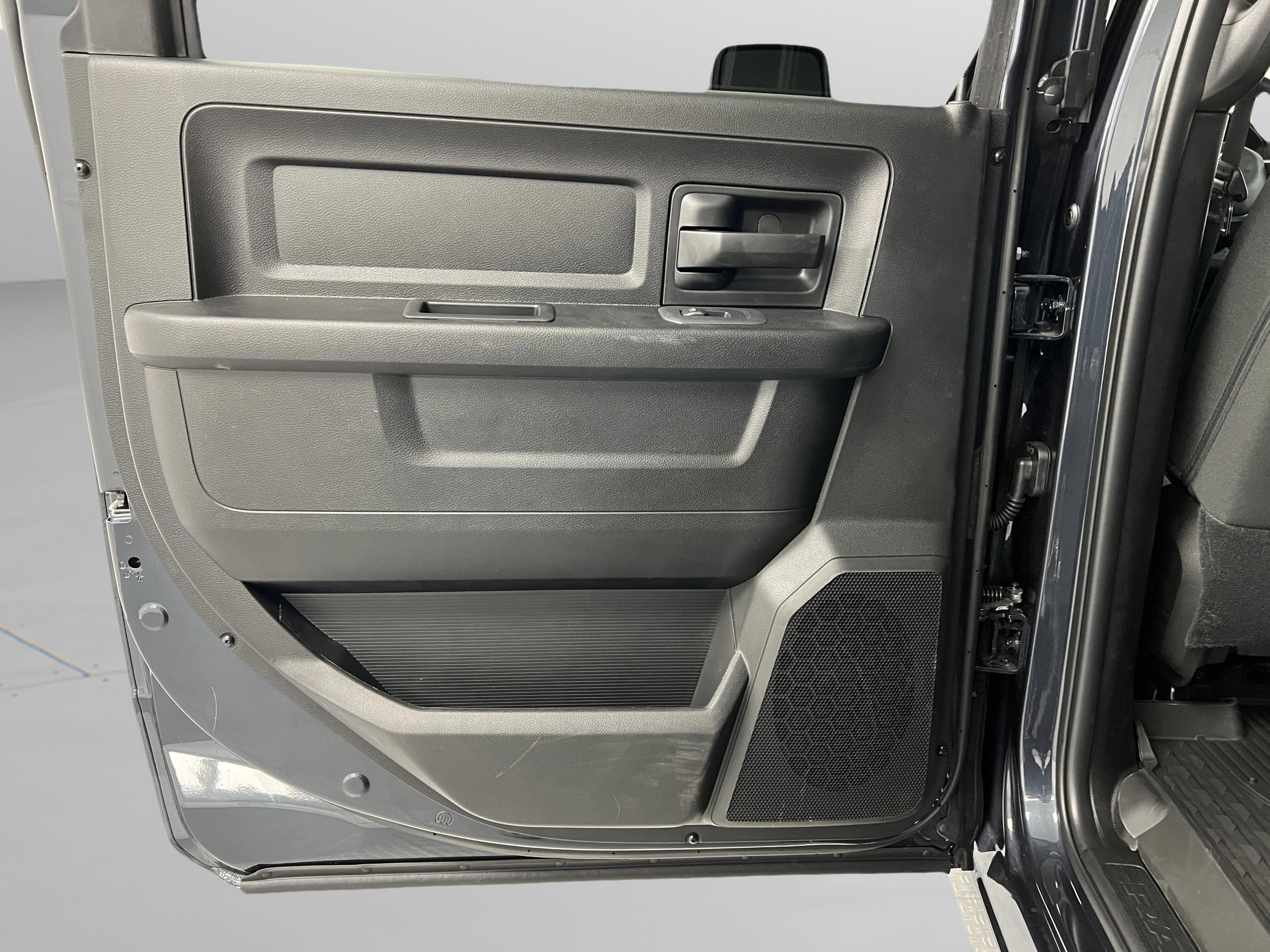 2026 RAM 2500 Tradesman - Photo 28
