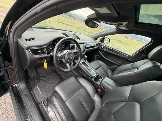 Photo 18