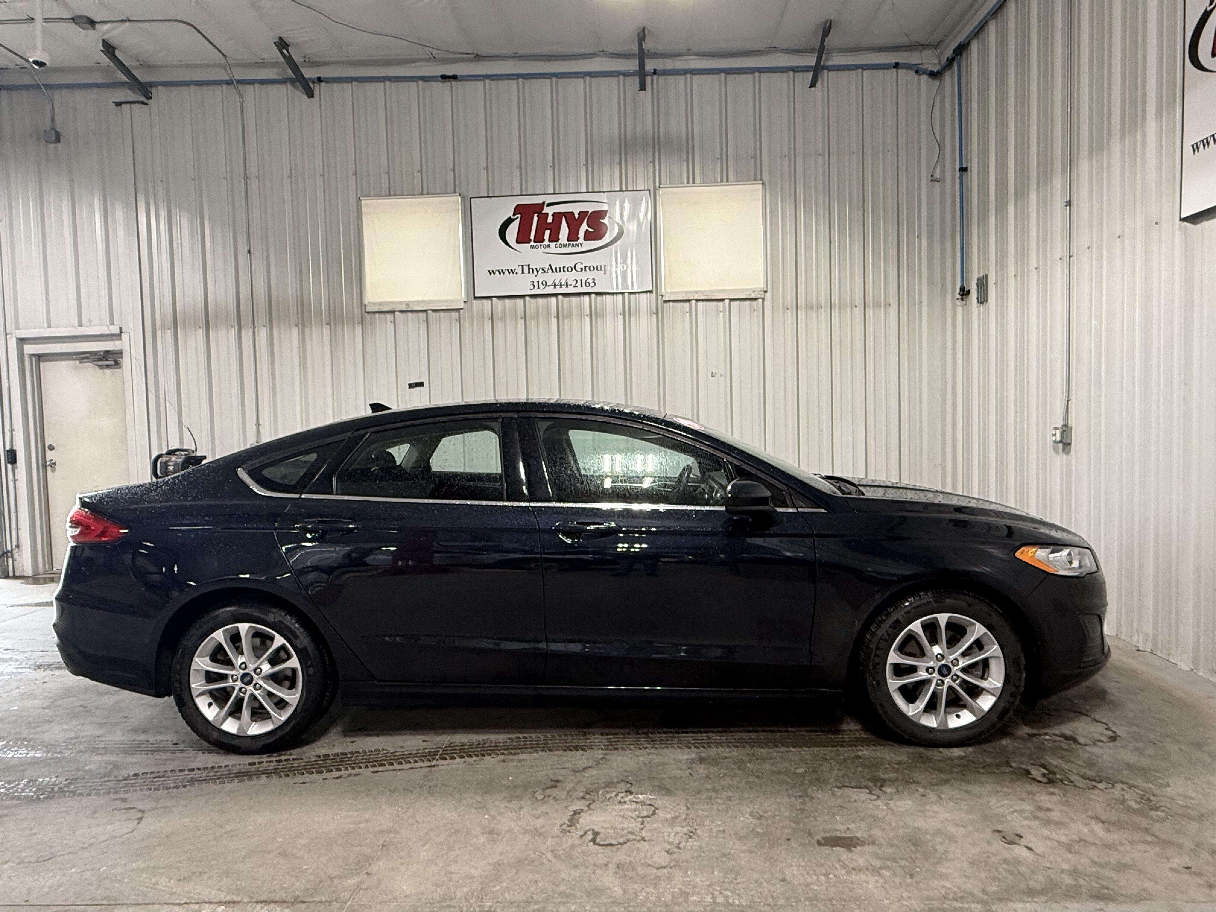 Used 2020 Ford Fusion SE with VIN 3FA6P0HD0LR108061 for sale in Belle Plaine, IA
