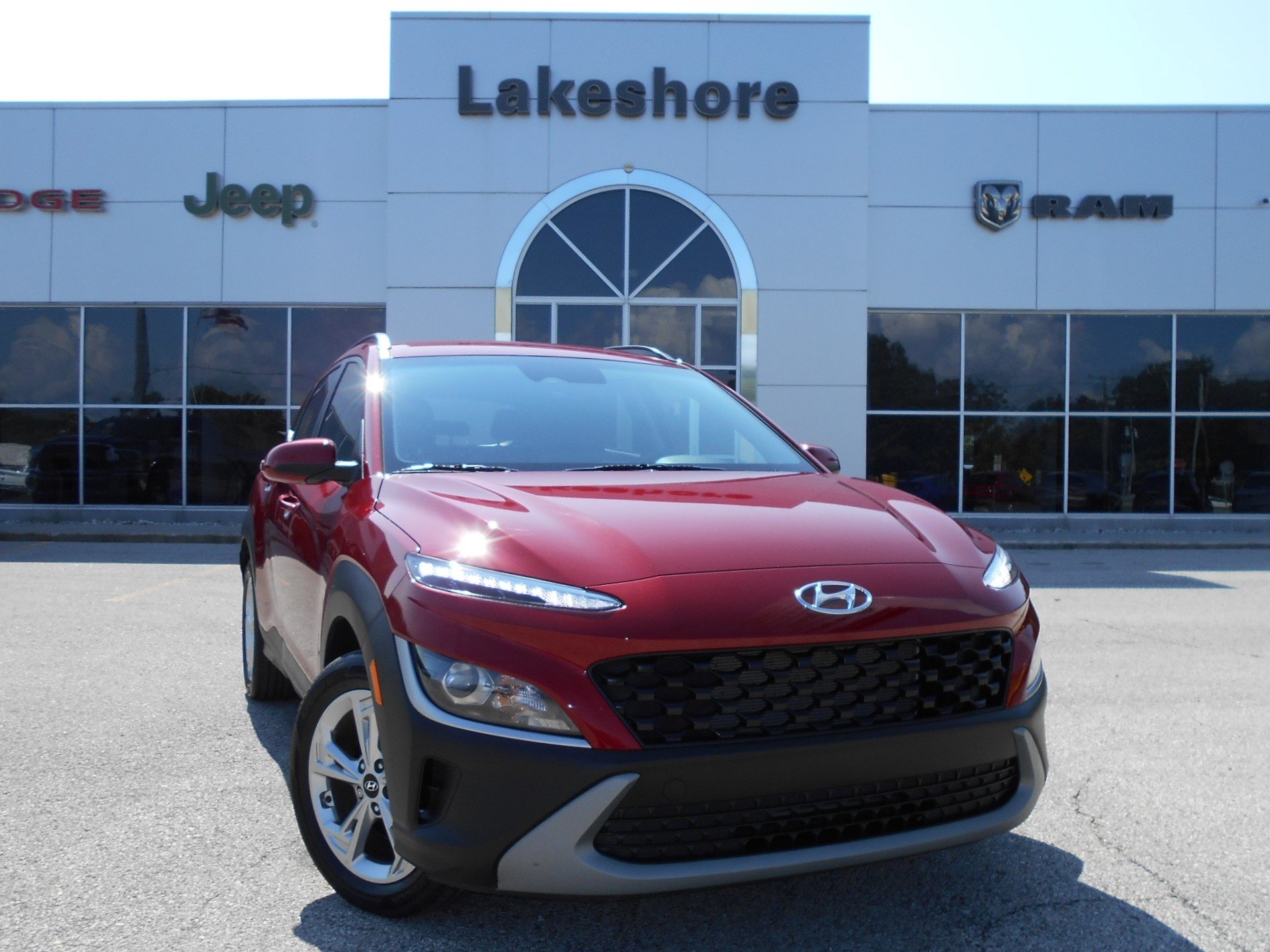 Used 2022 Hyundai Kona SEL with VIN KM8K6CAB6NU842183 for sale in Montague, MI