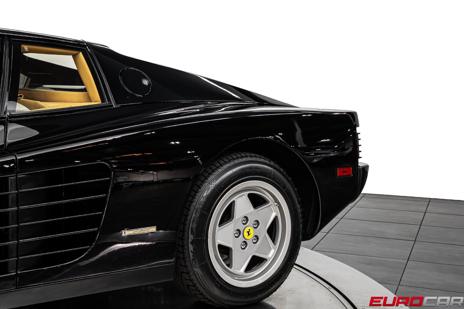 1988 Ferrari Testarossa *5-SPEED GATED SHIFTER * IMMACULATE CONDITION*Image 17