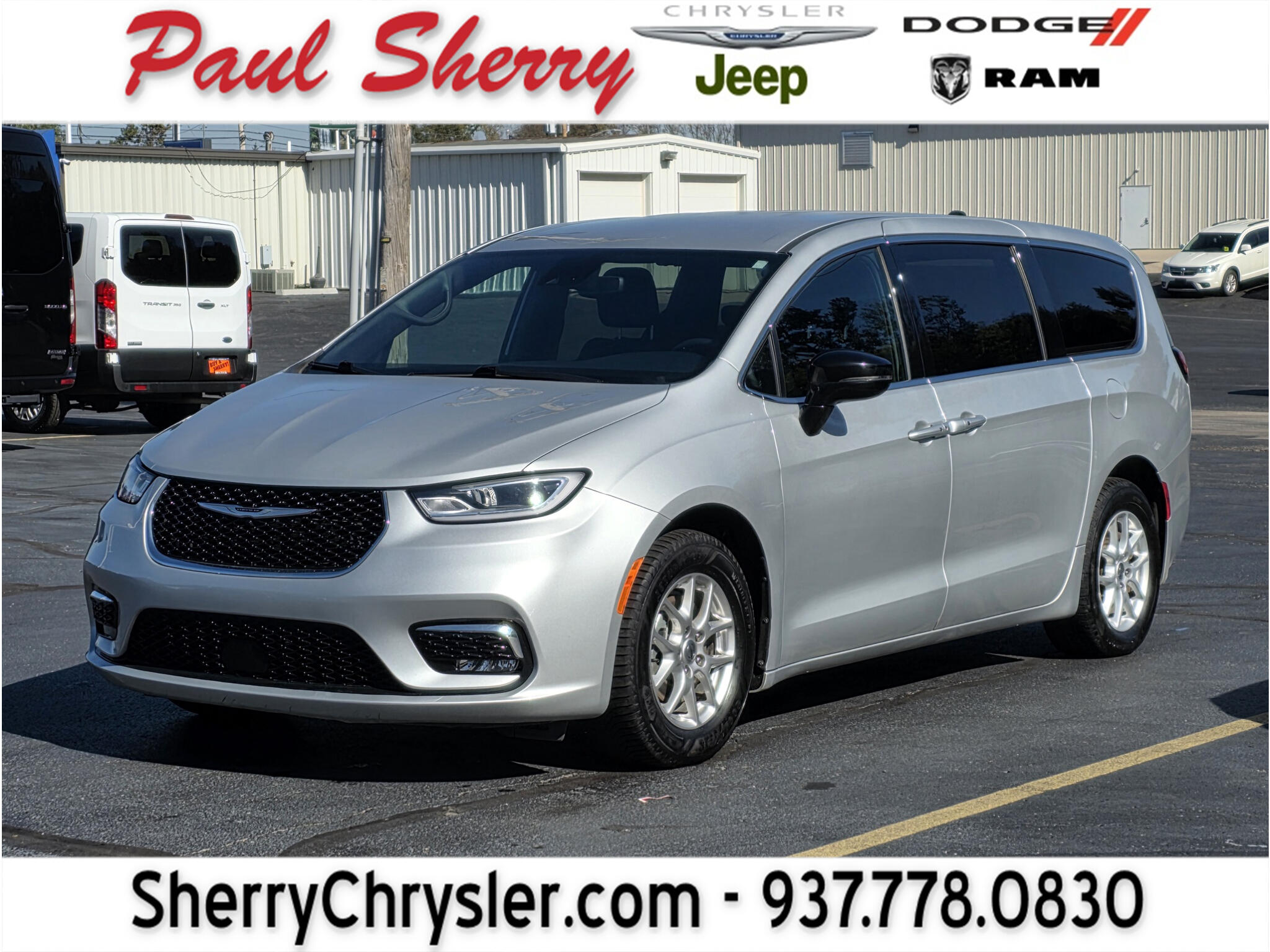 2024 Chrysler Pacifica Touring