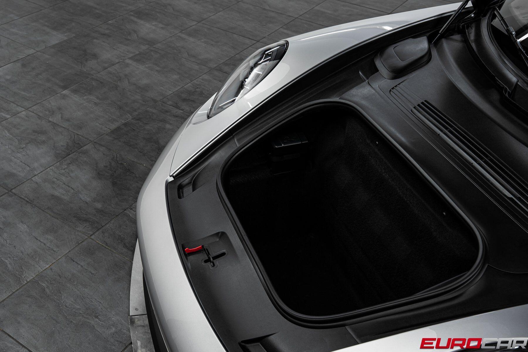 2026 Porsche 911 Carrera 4 GTS *297 OF 1500 * SPIRIT 70 PRODUCTION*Image 13