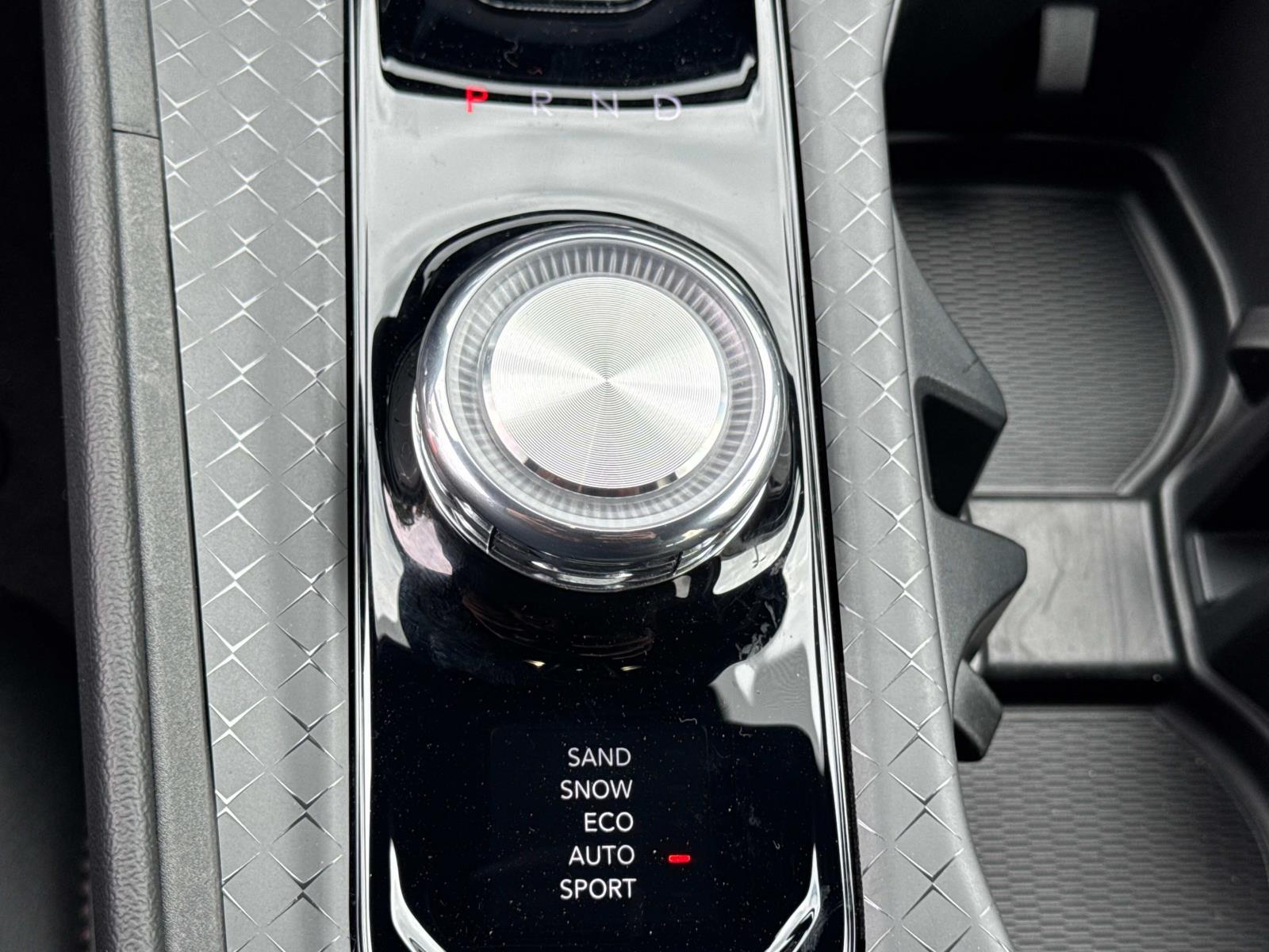 2025 Jeep Wagoneer S Limited - Photo 16