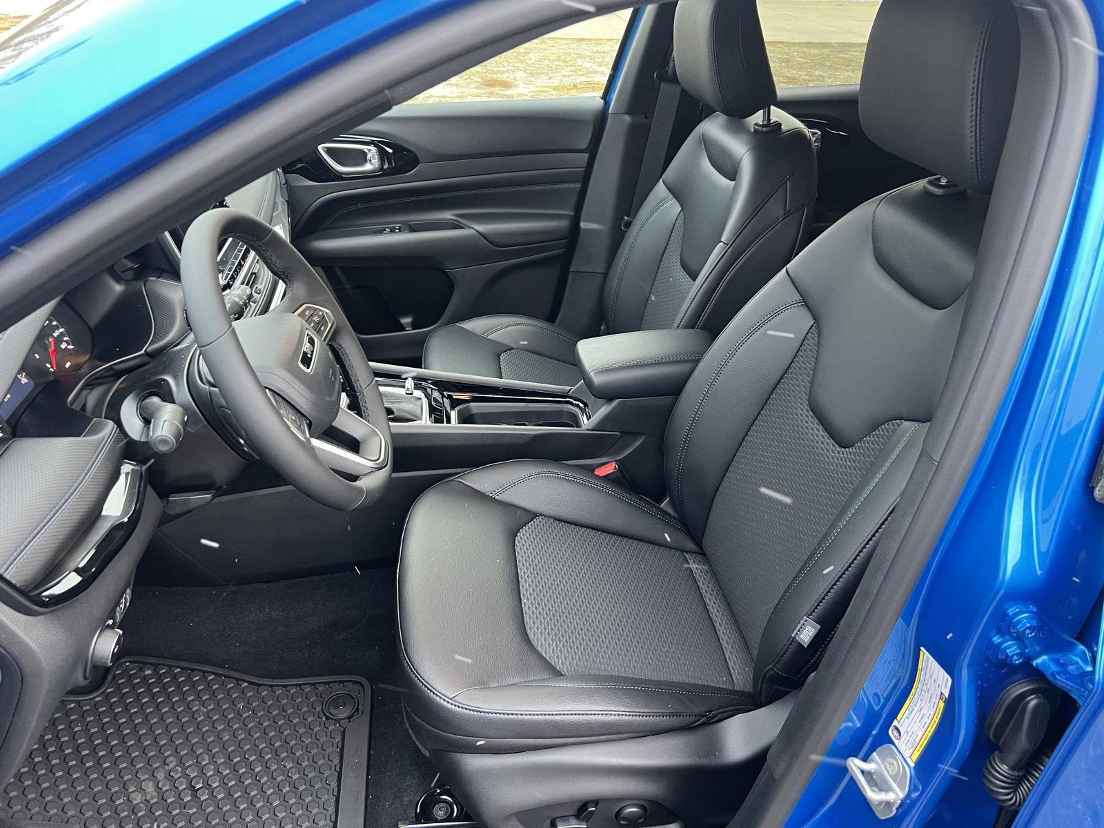 2026 Jeep Compass Latitude Altitude - Photo 13