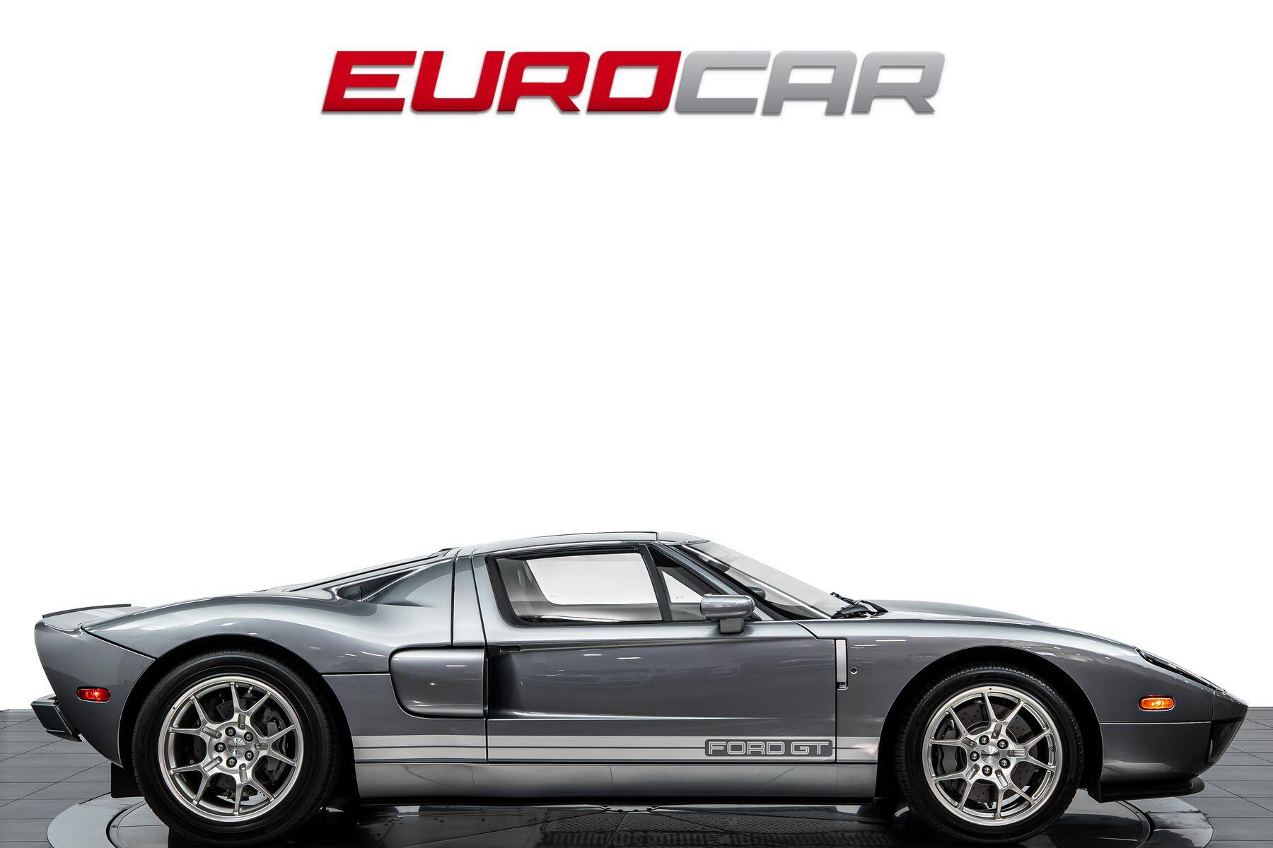 2006 Ford GT *ONLY 926 MILES * SIGNED BY STEVE SALEEN & CAMILO*Image 6
