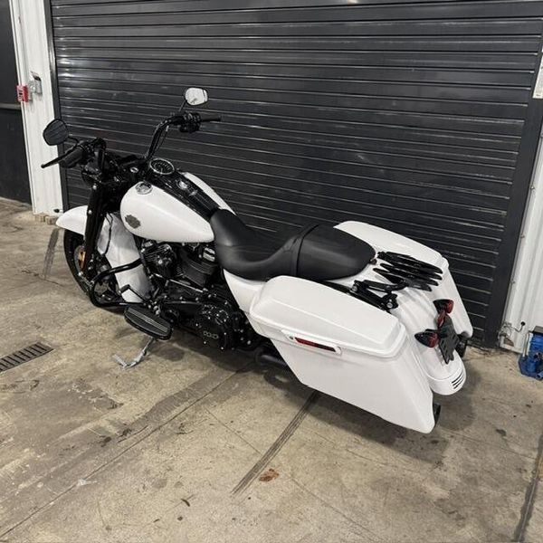 Used 2024 Harley-Davidson ROAD KING SPECIAL 