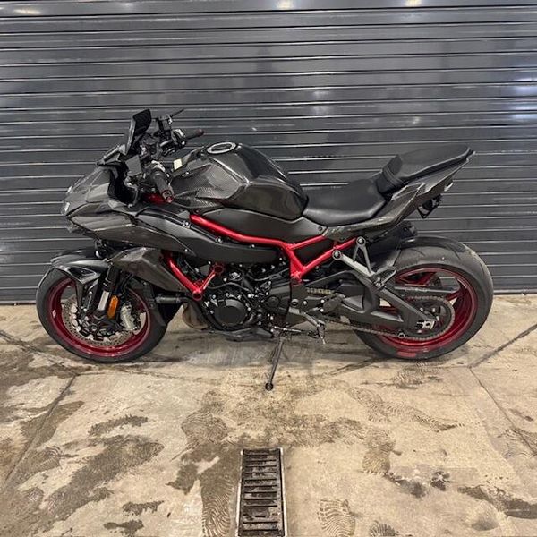 Used 2023 Kawasaki Z H2 