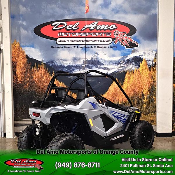 2025 Polaris RZR 200 EFI Image 9