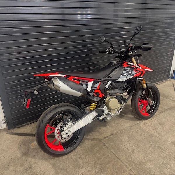 2026 Ducati Hypermotad 698 Mono RVE