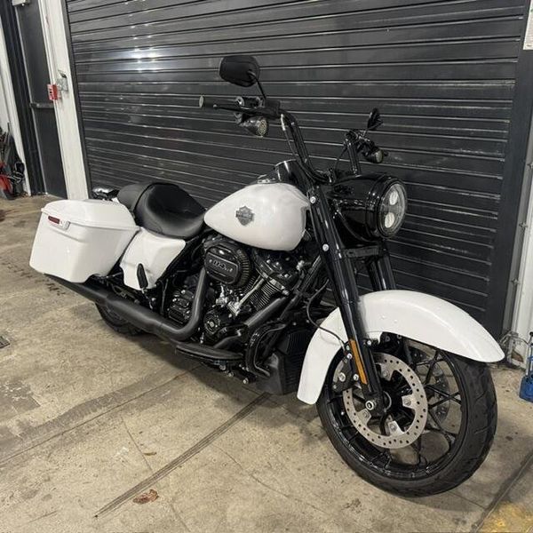 Used 2024 Harley-Davidson ROAD KING SPECIAL 