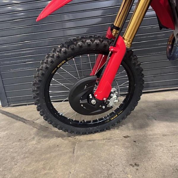 New 2026 Ducati DESMO 450 MX FACTORY 
